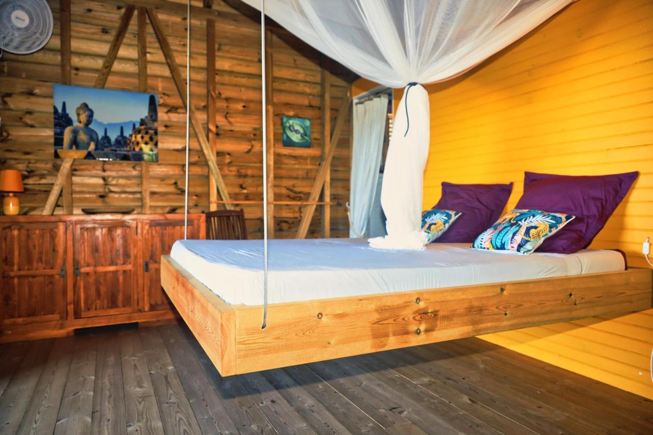 Ti Kaz Anoli Cottage En Bois Avec Vue Sur La Baie Terre-de-Bas 외부 사진